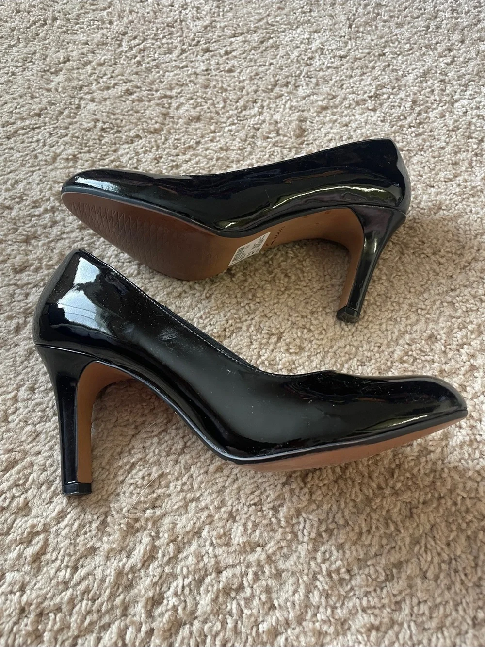Clarks Black Patent Leather Mid Heel Pumps